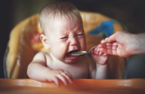 گریه نوزاد بعد از غذا