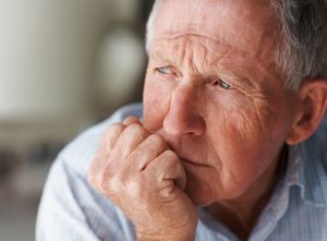 10 نشانه مشکلات سلامت روان سالمندان