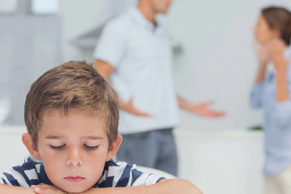 تأثیرات استرس والدین بر کودکان